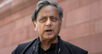 India Should Also Stand Behind Palestinians says Shashi Tharoor